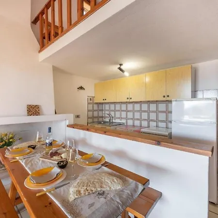 Appartement Mit Garten, Grill Und Terrasse Olbia